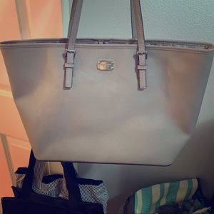 Michael Kors Large Jet Set Purse